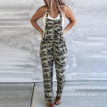 Charakteristische Camouflage-Overalls für Damen zu verkaufen